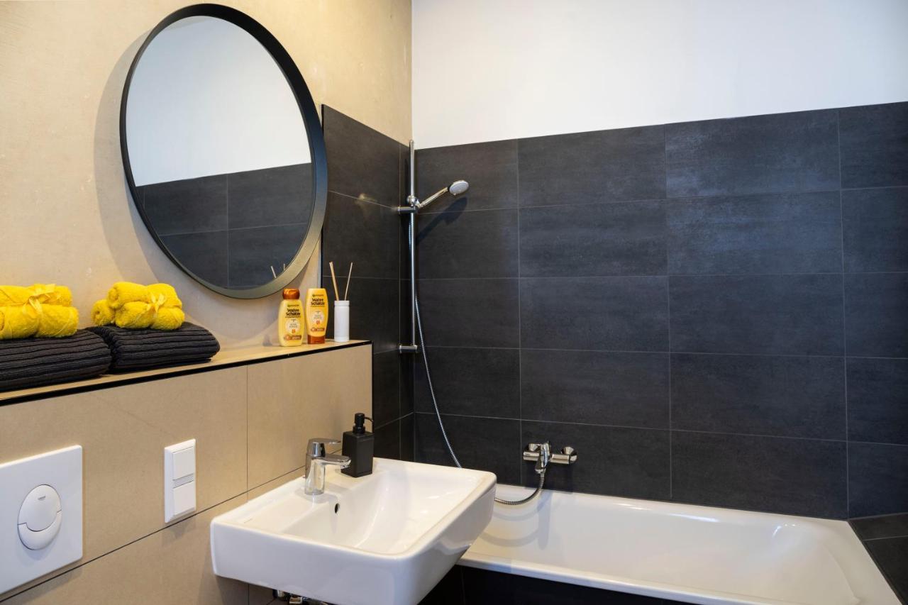 Shabby Chic Apartment +Freshly Furnished +Self Check-In Berlijn Buitenkant foto