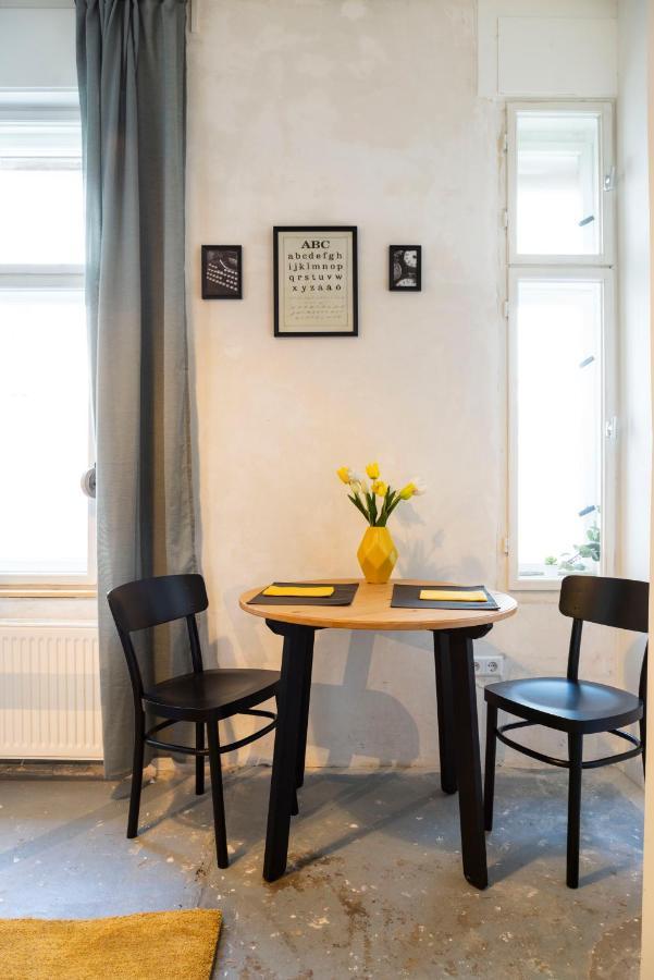 Shabby Chic Apartment +Freshly Furnished +Self Check-In Berlijn Buitenkant foto